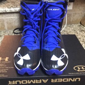 Football cleats size 6y brand new